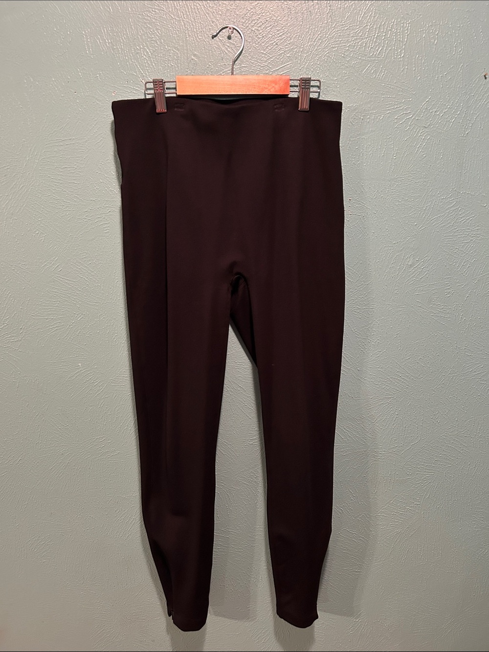 SPANX Stretch Ponte Leggings in Dark Brown